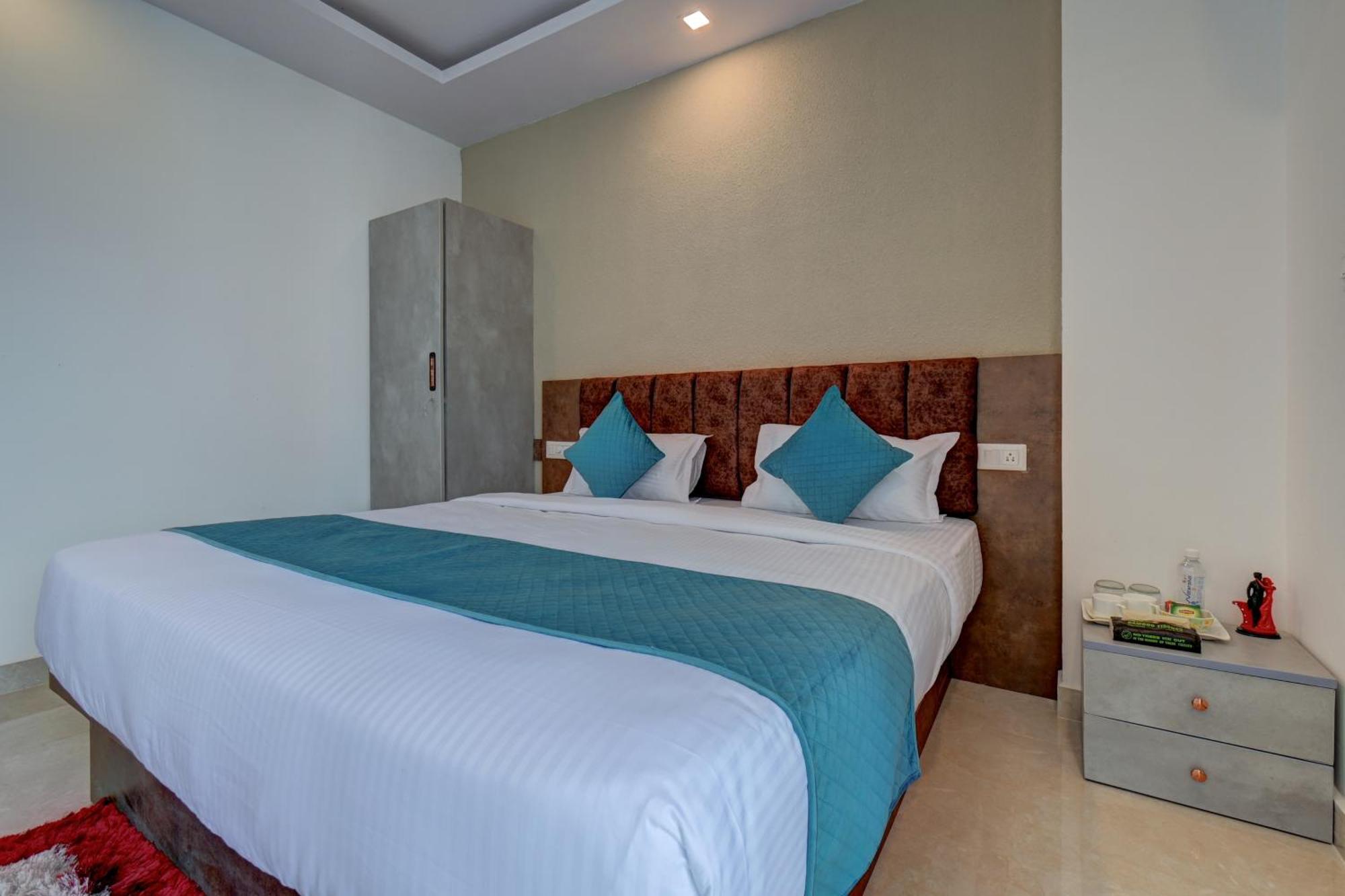 Hotel Cloud 9 Luxury Stay Mysore Exterior photo